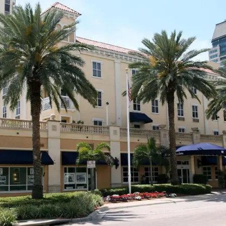 Hampton Inn & Suites St. Petersburg/Downtown