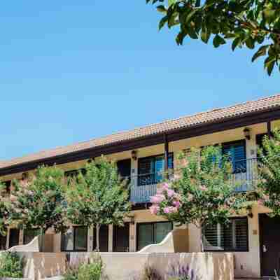Casa Ojai Inn Hotel Exterior