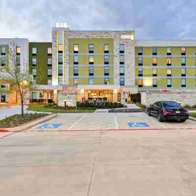 Home2 Suites by Hilton Dallas Addison Hotel Exterior