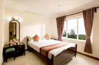 Hotel Lakeview Hotels in Ooty