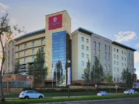 سيتي لودج هوتل فوروايز Hotels near مونتيكازينو
