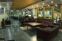 Piccadily Hotel Manali
