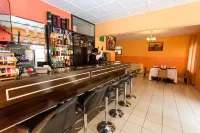 寧靜庇所港灣飯店