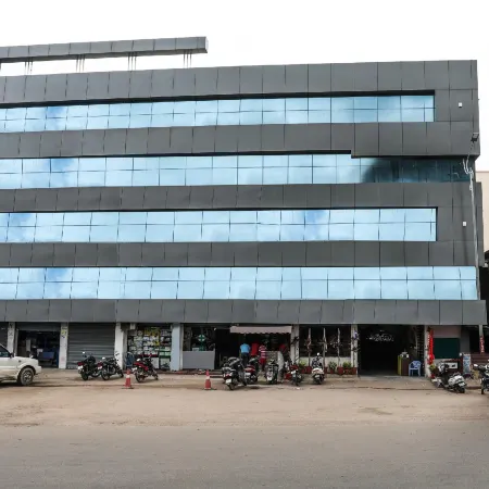 Hotel Padmini Elite