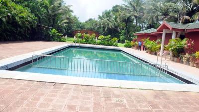 Outdoor Swimming Pool