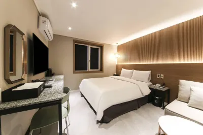 Hotel BOM Hotels in Gunsan