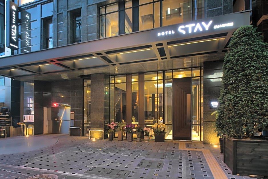 9. 강남 스테이 호..