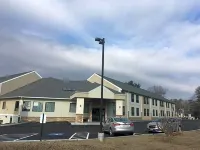 Best Western Hampshire Inn  Suites فنادق في Rockingham County