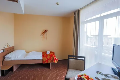 CE Plaza Hotel