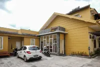 RedDoorz @ Solo Baru