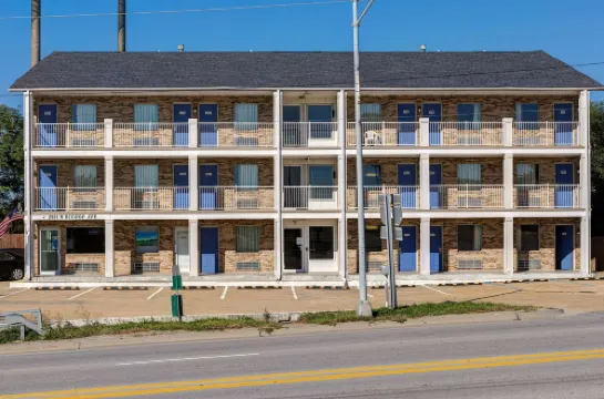 密蘇里羅拉 6 號汽車旅館 羅拉酒店