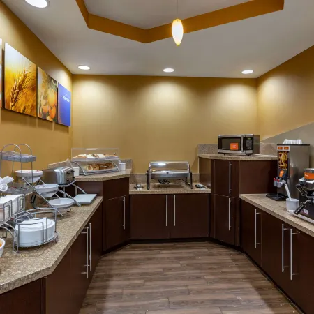 Comfort Suites Perrysburg - Toledo South