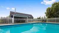 Best Western Smiths Falls Hotel Hotels in Perth