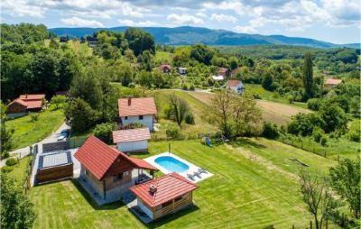 Three-Bedroom Holiday Home Nice Home in Stubicke Toplice with 3 Bedrooms, Outdoor Swimming Pool and Heated Swimming Pool Photo