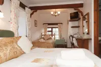 Burton Farmhouse Hotels near South Devon Railway - (Staverton,Station)