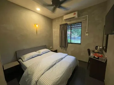 Pangkor Nature View House Hotels near Teluk Nipah Beach