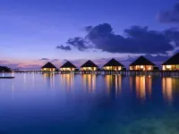 Adaaran Prestige Water Villas Hôtels à : Kudafushi