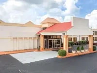 Rodeway Inn Stone Mountain Hotels in Tucker