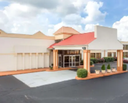 Rodeway Inn Stone Mountain Hotels in Tucker