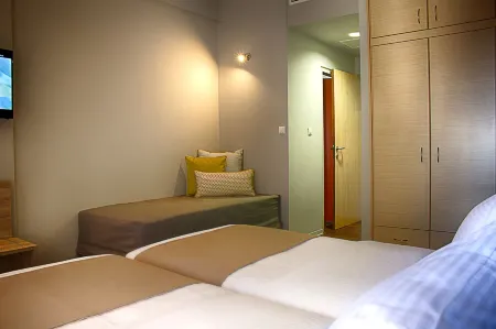 Athlos Hotel Отели в г. Pilea