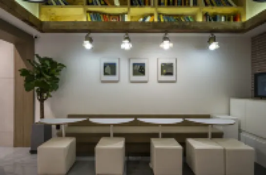 Daegu Dongdaegu Station Hound Daegu Dongdaegu Station