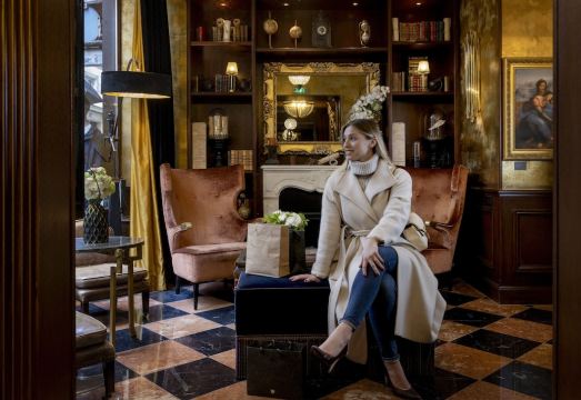 3. 호텔 다 빈치 ..