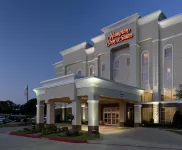 Hampton Inn & Suites Texarkana Hotels near Texarkana College