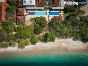 Boungainvillea 1203 Luxury Apartment - Reserva Conchal