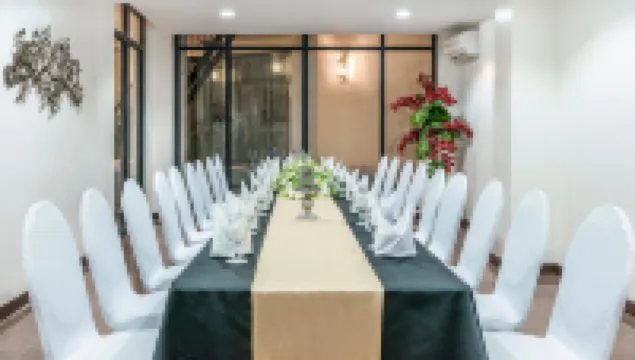 Marcian Garden Hotel