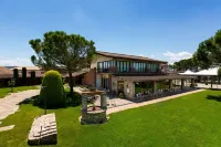 Mas de la Sala Hotels in Manresa