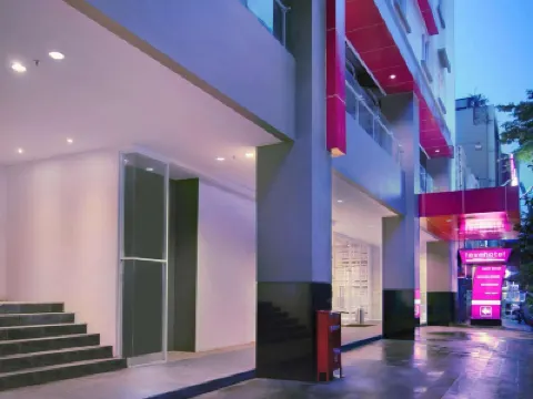 Favehotel Melawai Các khách sạn gần Museum Polri