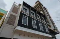RedDoorz Syariah near RSUD Siti Fatimah Palembang Hotel di Kecamatan Sukarami