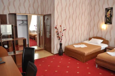 Hotel Cosmos