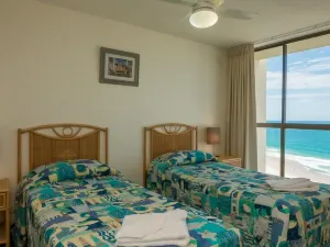 Norfolk Luxury Beachfront Apartments Main Beach