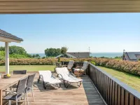 "Fridtjof" - 100m from the Sea Hotels in Sydals