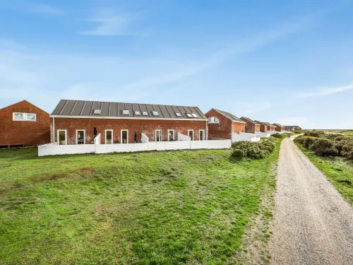 "Maarit" - 2.3km from the Sea