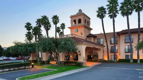 Embassy Suites by Hilton Lompoc Central Coast in Lompoc