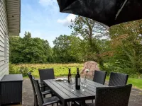 "Bjerund" - 250m from the Sea Hotels in Haderslev