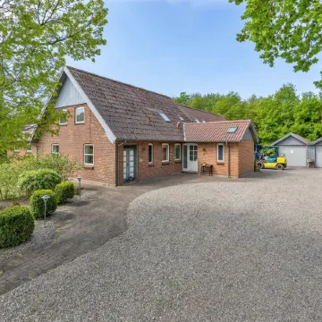 "Birita" - 20km from the Sea