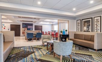 Holiday Inn Express & Suites Vandalia