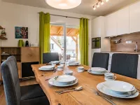 Lakeside Village 38 (+ Sauna) Hotels in Frymburk