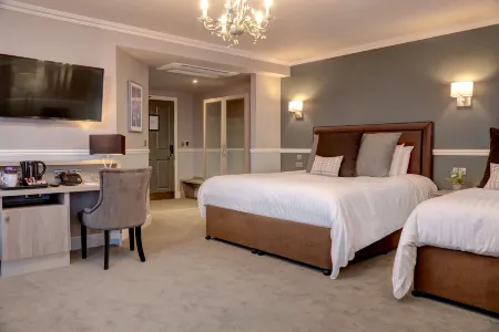 Best Western Plus Kenwick Park Hotel