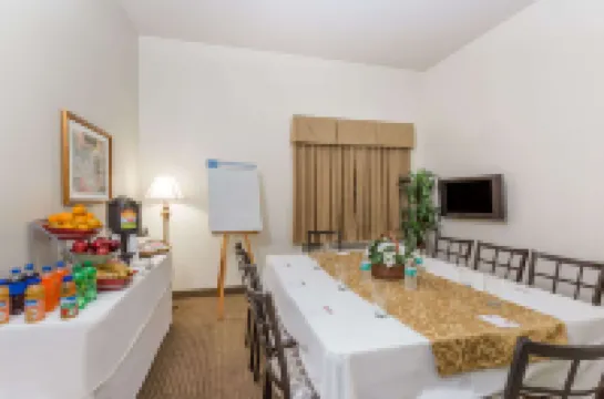 Hawthorn Extended Stay by Wyndham Panama City Beach Hotels in Upper Grand Lagoon