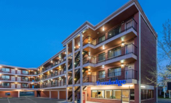 Travelodge by Wyndham Reno Downtown