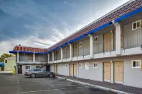 Americas Best Value Inn Richmond Hotels near Richmond Railway Station