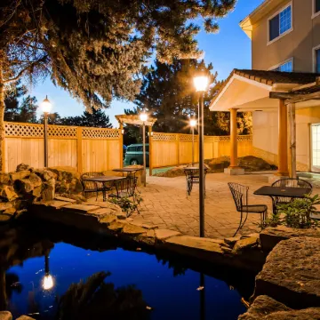 Best Western Plus Caldwell Inn Suites
