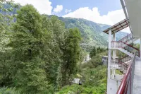 WhiteHouse Hotels in Manali