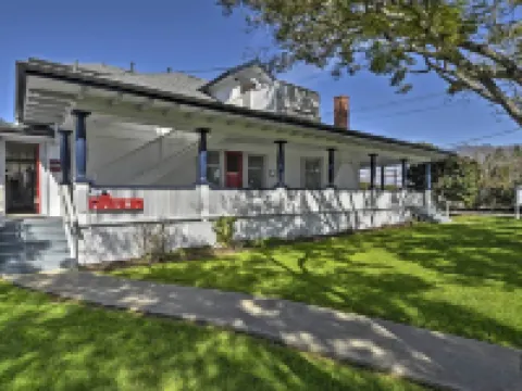 Victorian Carpinteria Apartment < 1 Mi to Beach! Hotels in Carpinteria