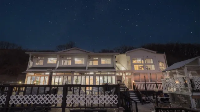 Ganghwado Pension Haemiru Spa Pension