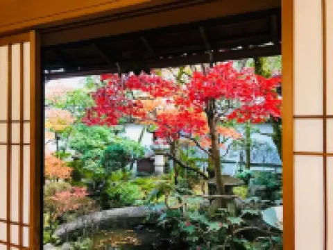 旅館市川 鄰近JR惠那站的酒店